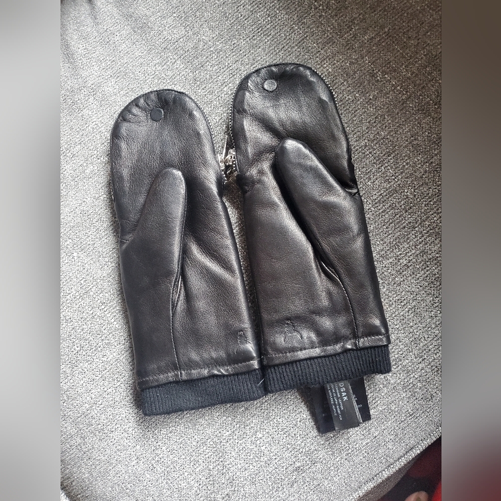 RUDSAK Black Leather Mittens